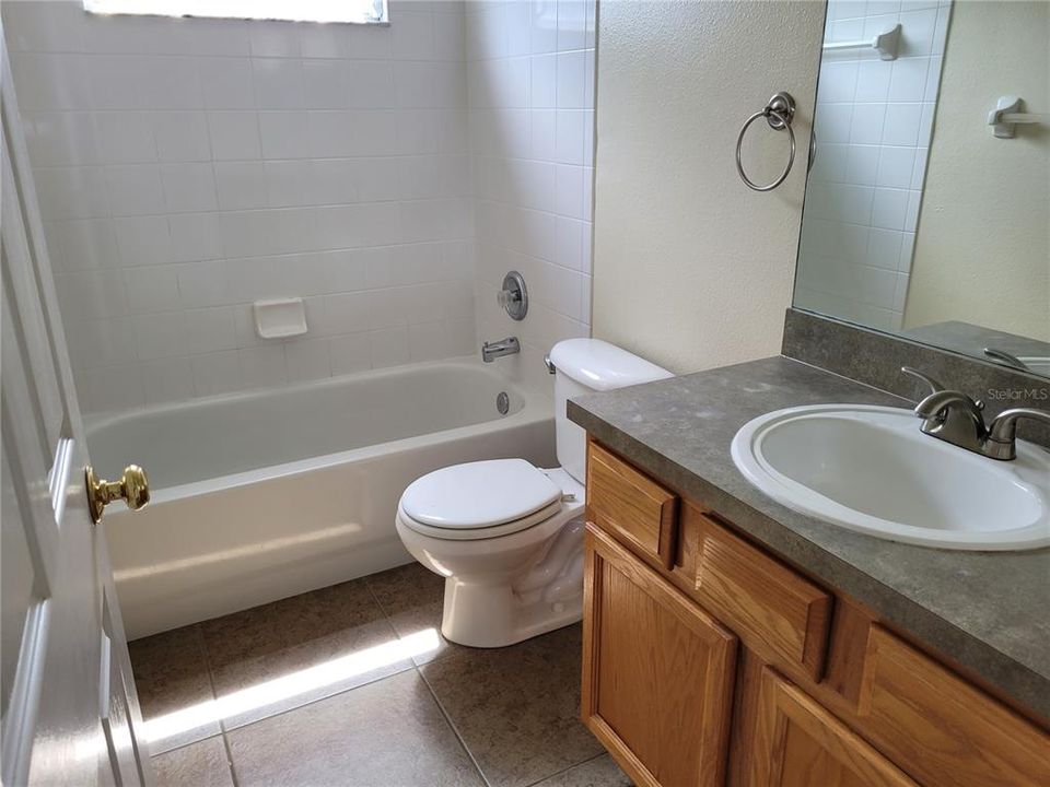 Недавно арендовано: $2,400 (5 спален, 3 ванн, 2361 Квадратных фут)