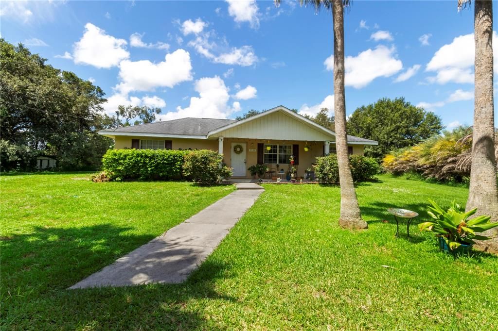 Recently Sold: $229,900 (3 beds, 2 baths, 1200 Square Feet)