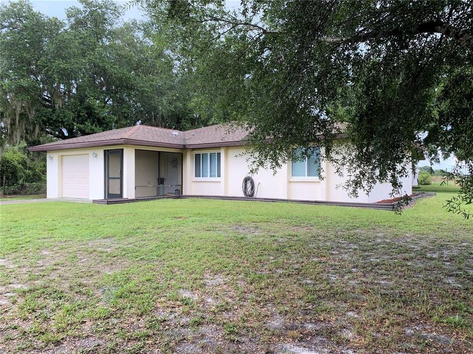 Recently Sold: $349,900 (2 beds, 2 baths, 1470 Square Feet)