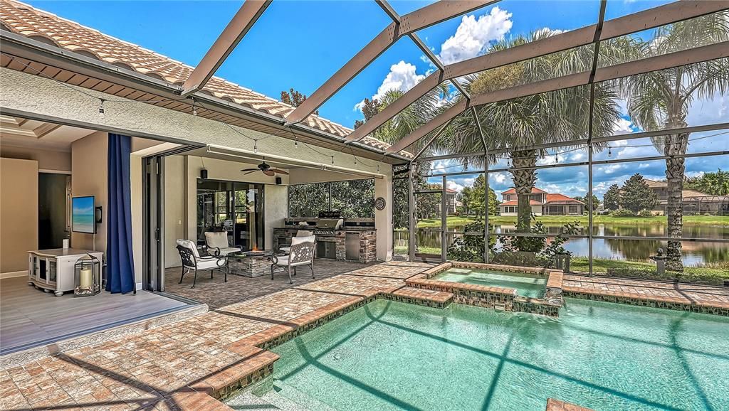 Recently Sold: $825,000 (4 beds, 3 baths, 3096 Square Feet)