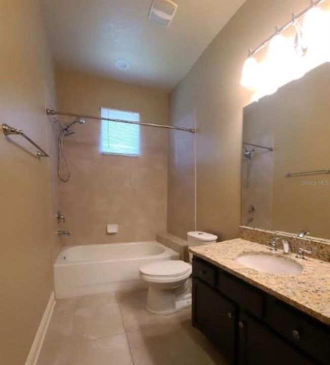 最近租的: $2,500 (3 贝兹, 2 浴室, 2104 平方英尺)