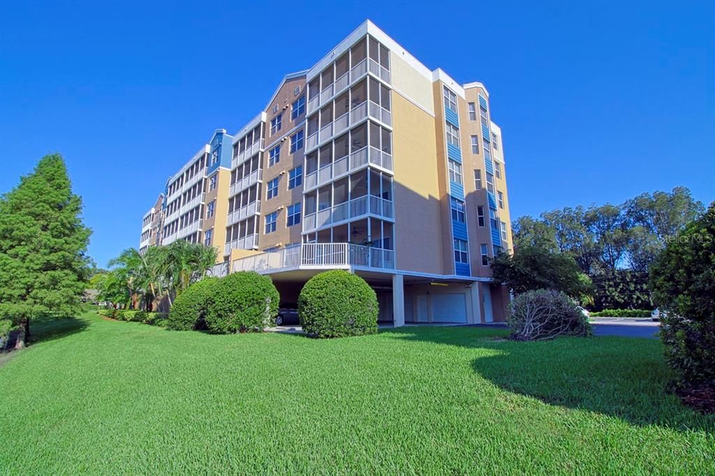 Recently Sold: $312,900 (2 beds, 2 baths, 1324 Square Feet)