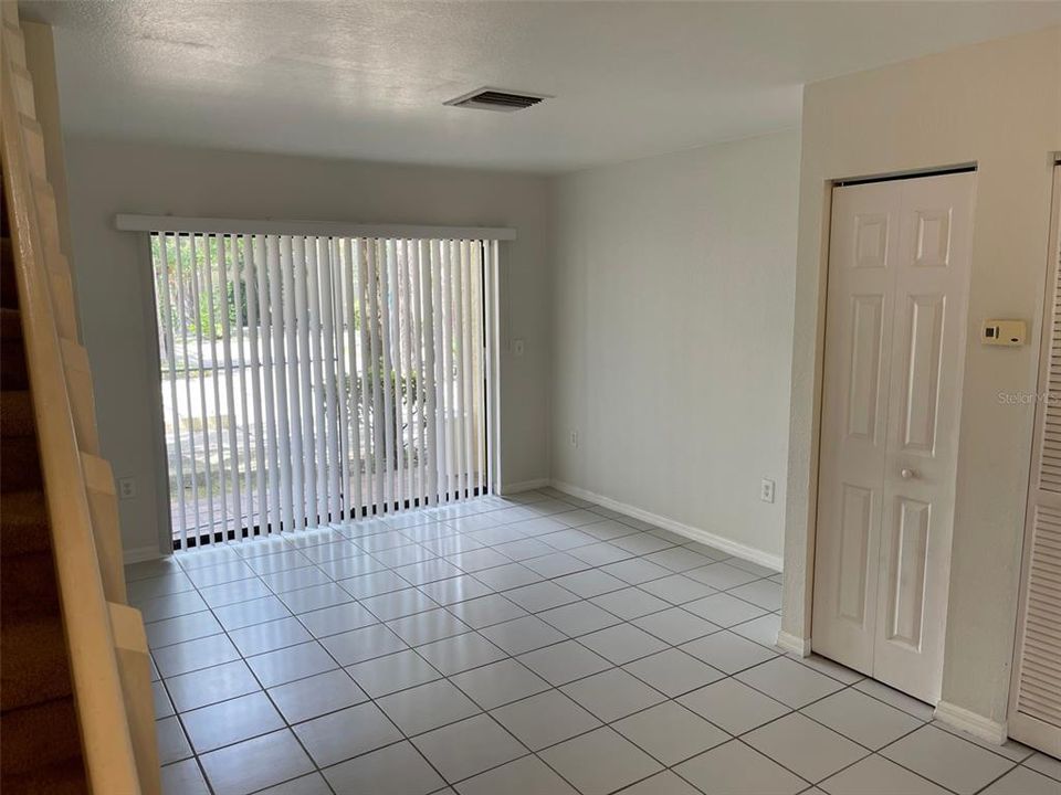 Recently Sold: $135,000 (1 beds, 1 baths, 745 Square Feet)