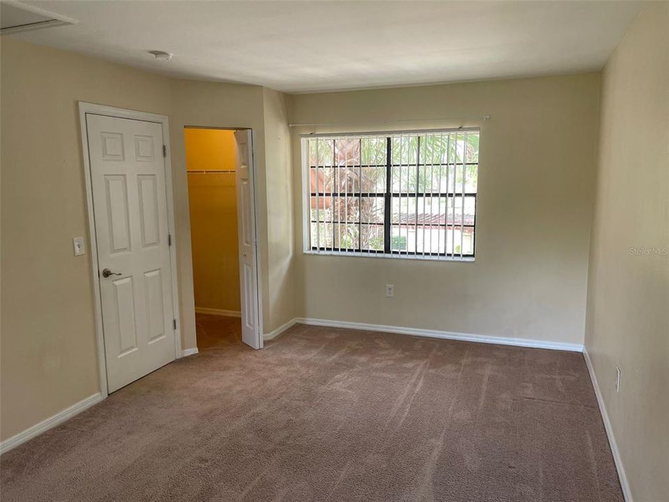 Recently Sold: $135,000 (1 beds, 1 baths, 745 Square Feet)