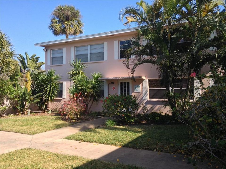 Recently Sold: $149,700 (1 beds, 1 baths, 672 Square Feet)