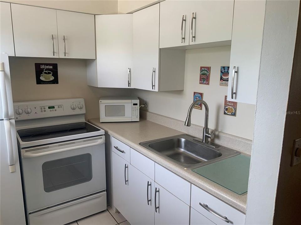Recently Sold: $149,700 (1 beds, 1 baths, 672 Square Feet)