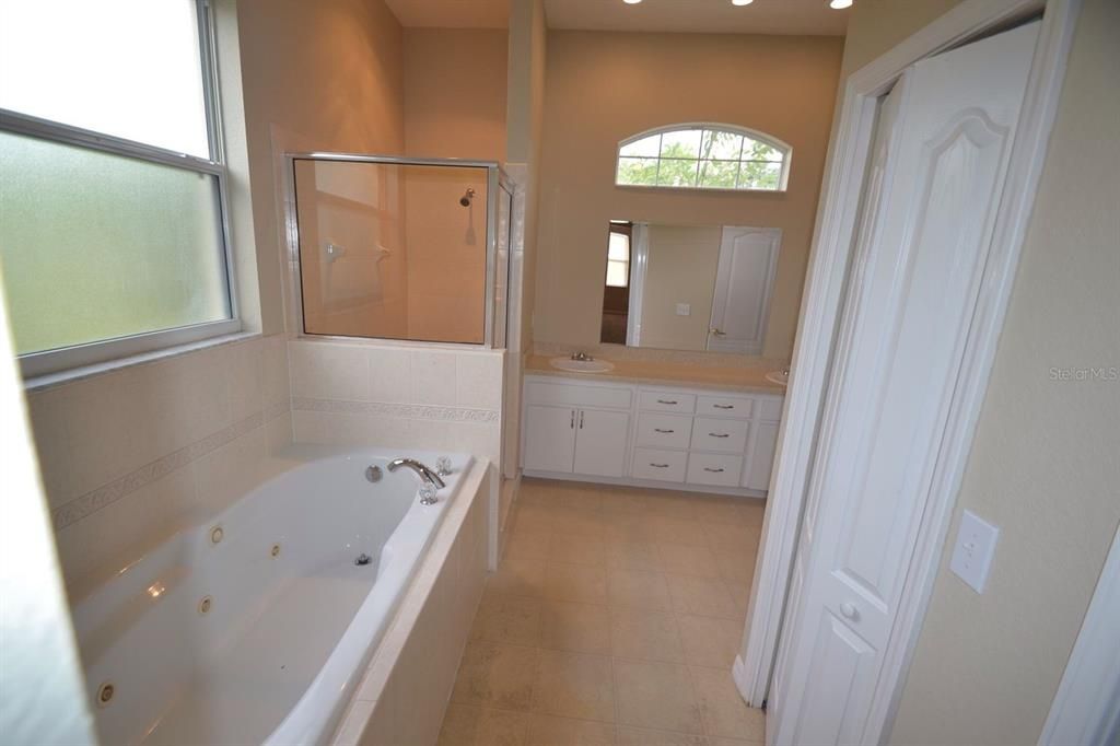 Недавно арендовано: $2,049 (4 спален, 2 ванн, 2420 Квадратных фут)