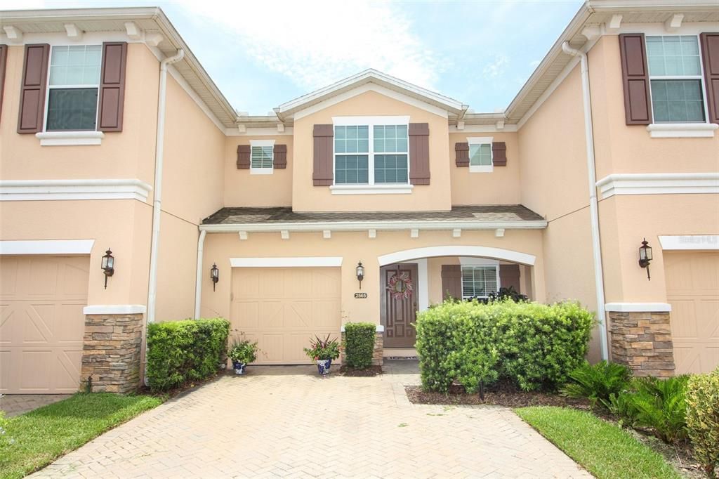 Recently Sold: $260,000 (3 beds, 2 baths, 1841 Square Feet)