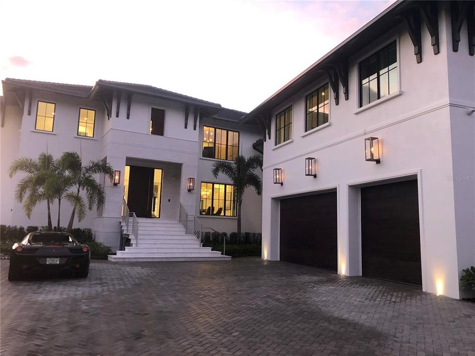 Recently Sold: $16,000,000 (7 beds, 7 baths, 8516 Square Feet)