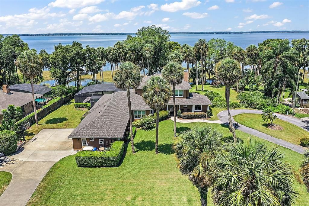 Lake Griffin Frontage with Pool and Spa