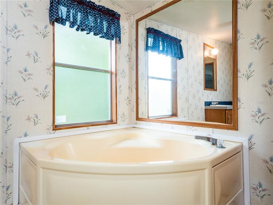 Недавно продано: $79,500 (3 спален, 2 ванн, 1296 Квадратных фут)