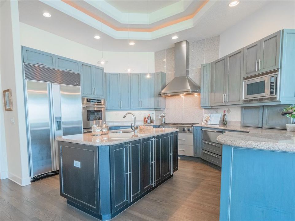 Delightful kitchen with stainless steel appliances