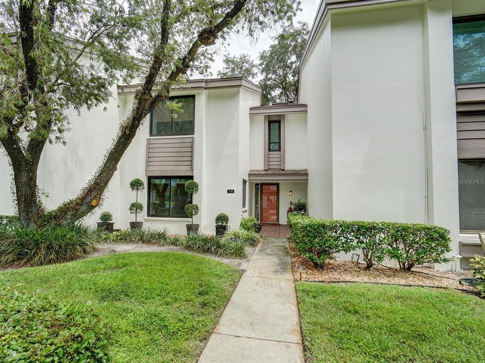 Recently Sold: $285,000 (3 beds, 2 baths, 1610 Square Feet)