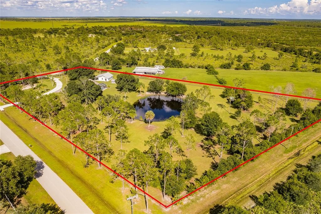 HORSES WELCOME! THIS DEED RESTRICTED RANCH & EQUESTRIAN COMMUNITY OFFERS MILES OF MAINTAINED COMMON AREAS (PRIVATE FOR HORSE BACK RIDING)