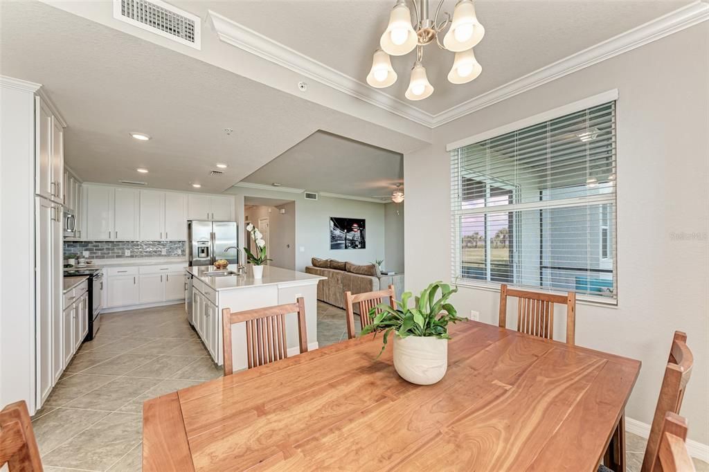 Recently Sold: $350,000 (2 beds, 2 baths, 1151 Square Feet)