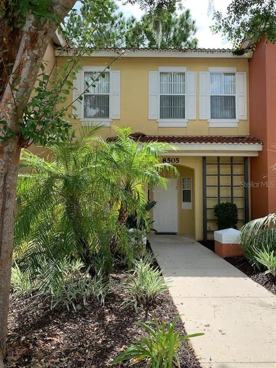 Recently Sold: $225,000 (3 beds, 2 baths, 1291 Square Feet)