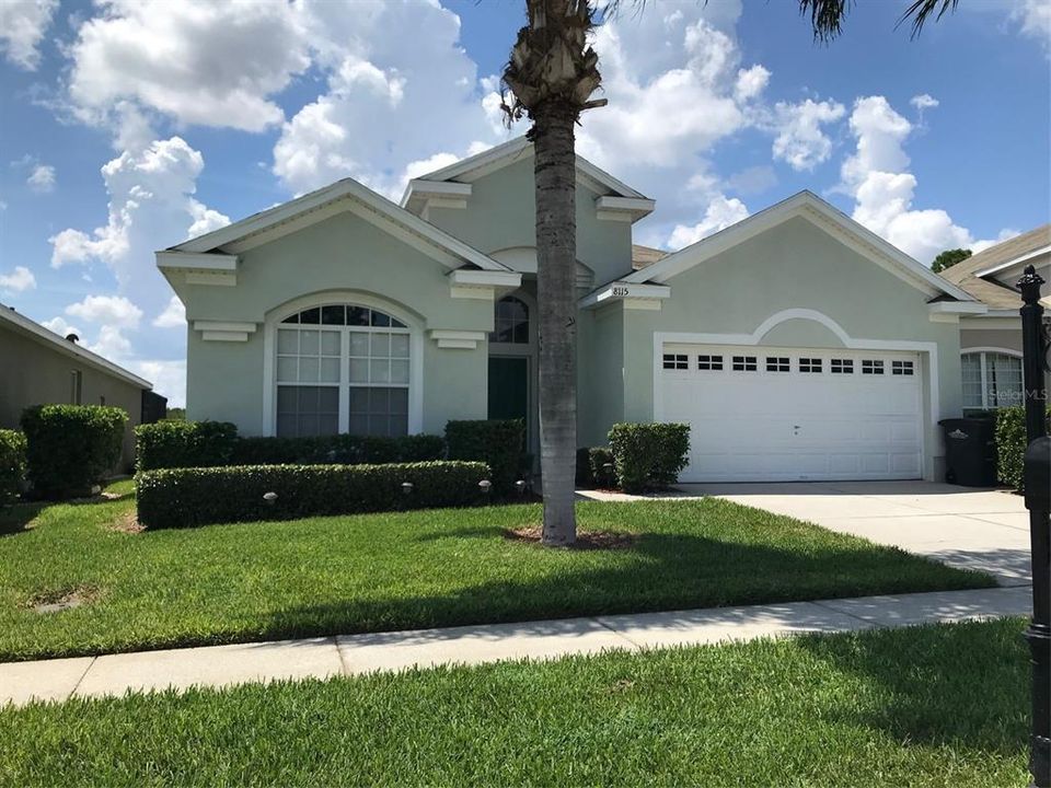 Vendido Recientemente: $350,000 (4 camas, 3 baños, 1842 Pies cuadrados)