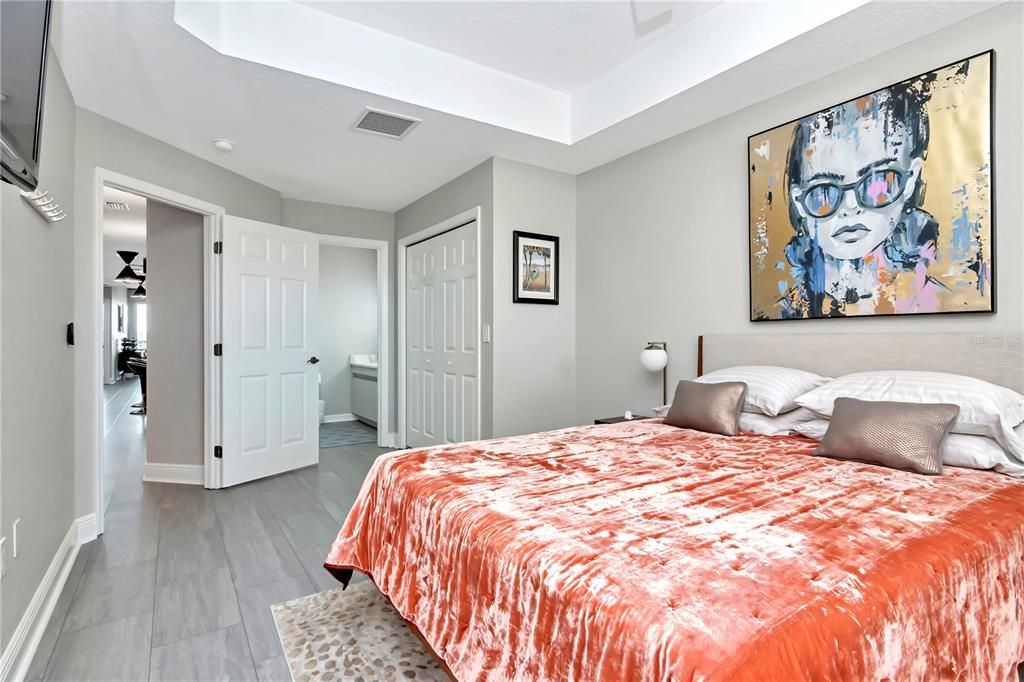 Recently Sold: $1,499,000 (3 beds, 3 baths, 2092 Square Feet)