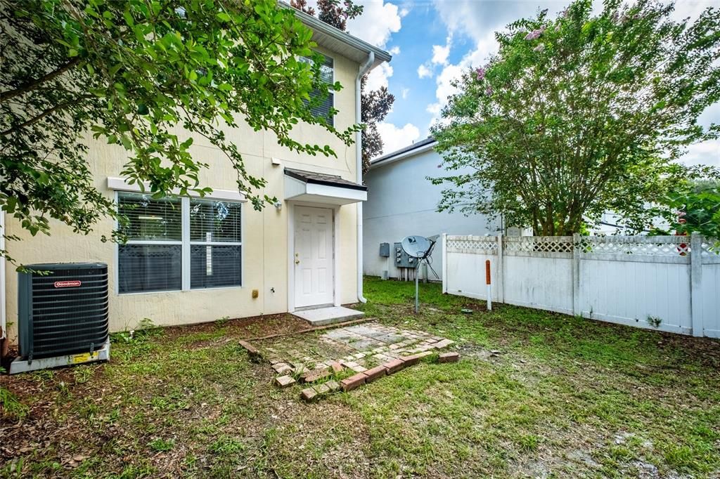 Recently Sold: $249,900 (3 beds, 2 baths, 1497 Square Feet)