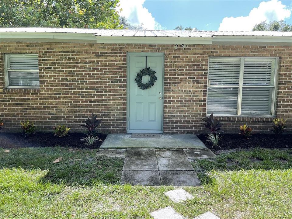 Recently Sold: $199,000 (3 beds, 1 baths, 1450 Square Feet)