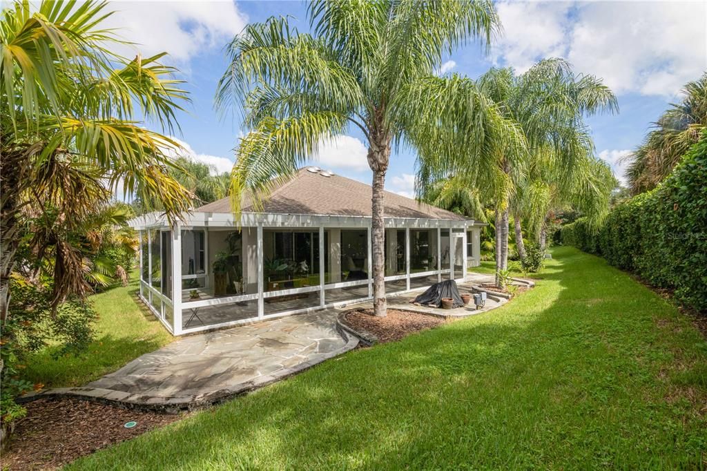 Recently Sold: $599,000 (3 beds, 2 baths, 1955 Square Feet)
