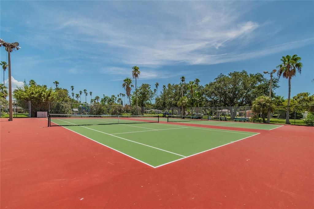 Lazarillo Park directly across the street has tennis courts and a pickleball court!!