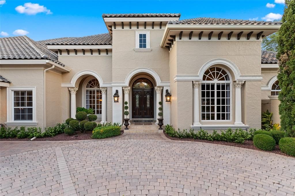 Recently Sold: $2,395,000 (5 beds, 4 baths, 6372 Square Feet)