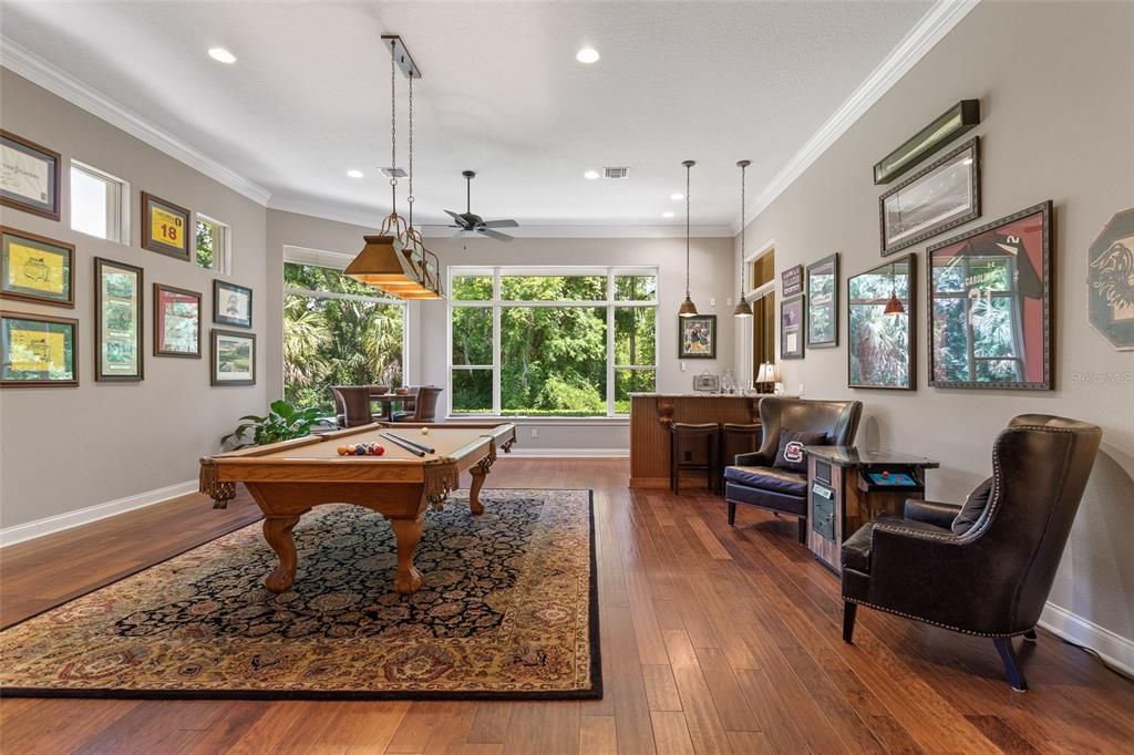 Recently Sold: $2,395,000 (5 beds, 4 baths, 6372 Square Feet)