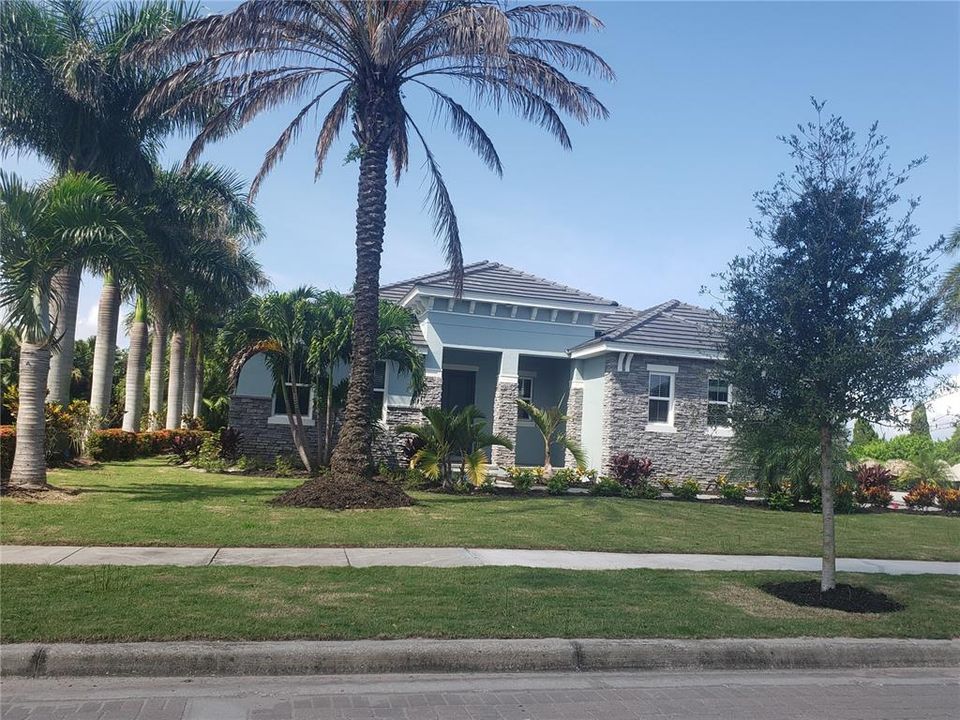 Recently Sold: $586,513 (4 beds, 3 baths, 3239 Square Feet)