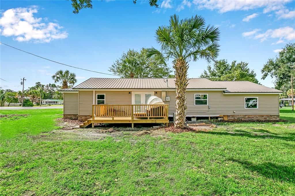 Recently Sold: $199,900 (3 beds, 2 baths, 1133 Square Feet)