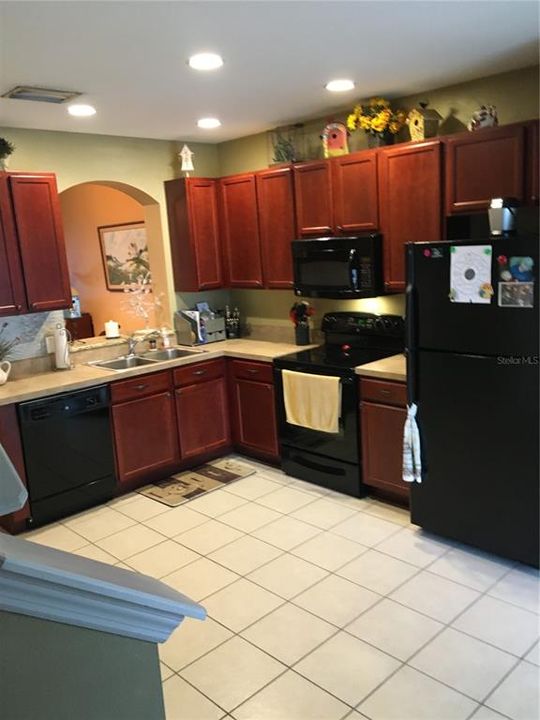 Recently Sold: $185,000 (2 beds, 2 baths, 1254 Square Feet)