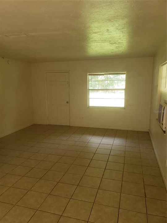 Recently Rented: $1,000 (3 beds, 2 baths, 1008 Square Feet)