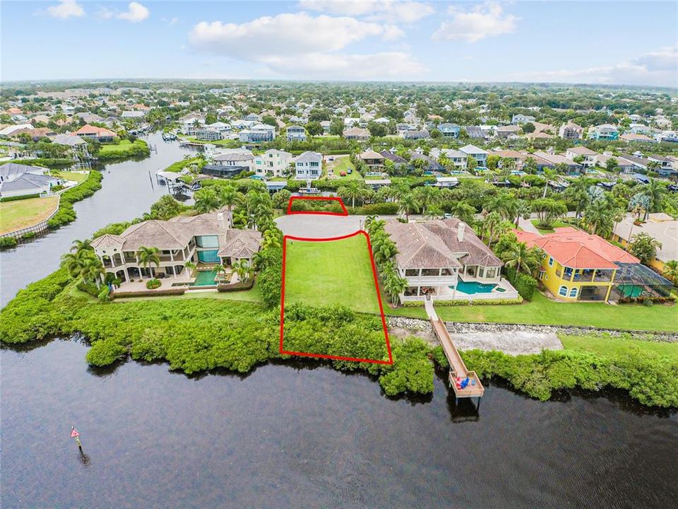 最近售出: $950,000 (0.36 acres)