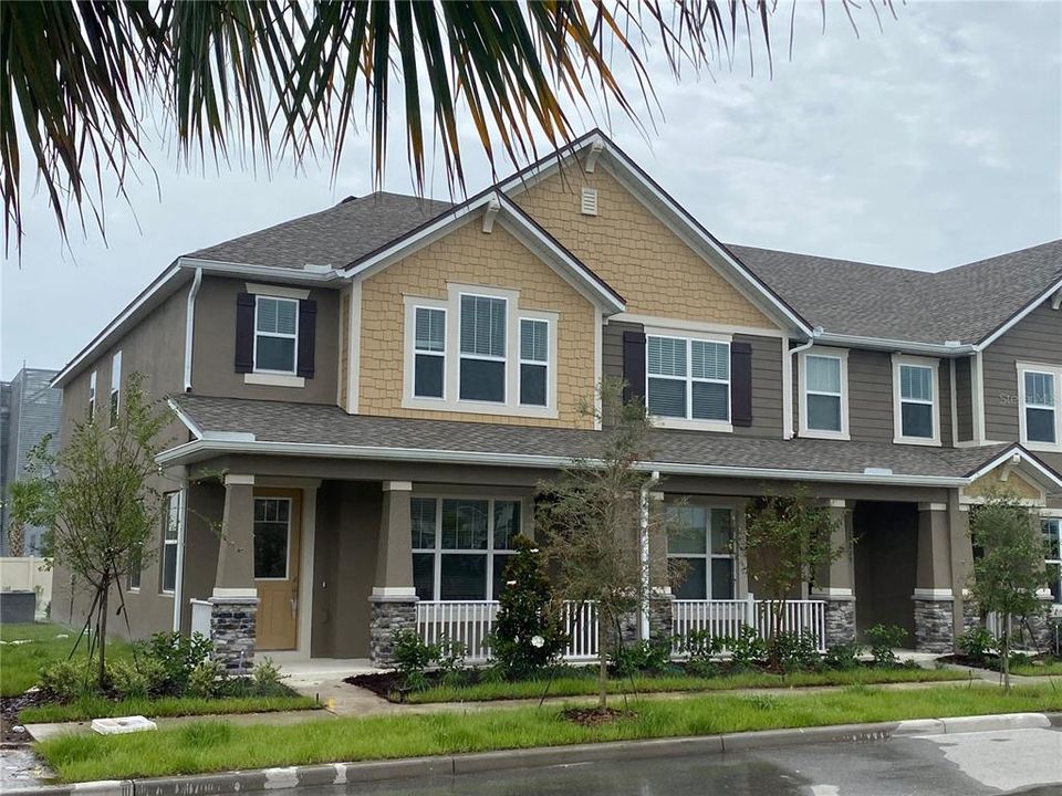 Недавно продано: $306,832 (3 спален, 2 ванн, 1602 Квадратных фут)