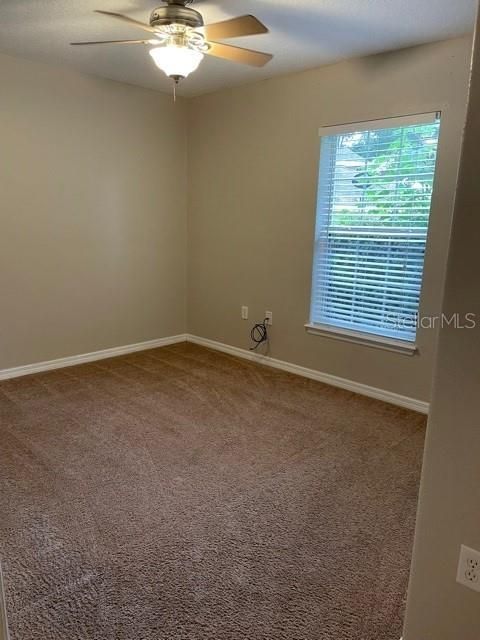 Recently Rented: $1,400 (3 beds, 2 baths, 1439 Square Feet)
