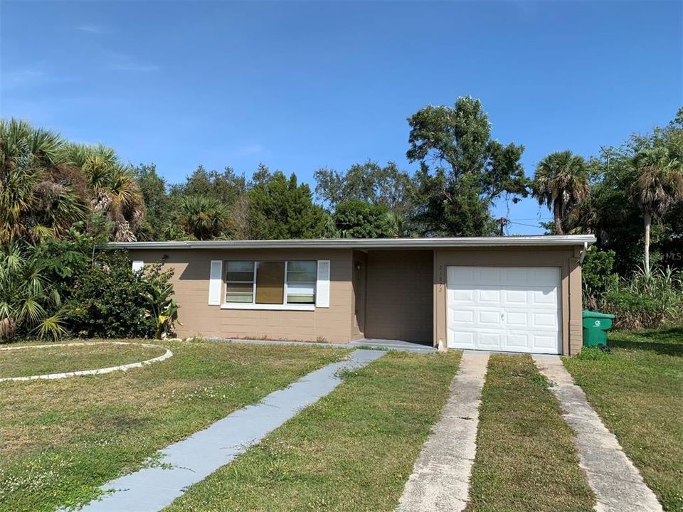 Vendido Recientemente: $139,900 (2 camas, 1 baños, 768 Pies cuadrados)