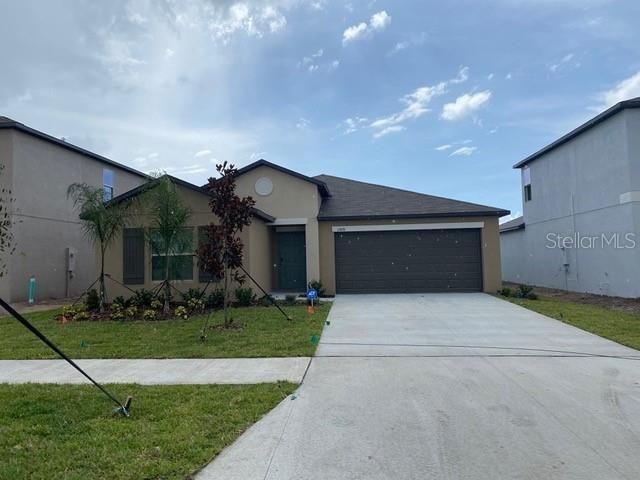 Recently Sold: $331,225 (4 beds, 2 baths, 1936 Square Feet)