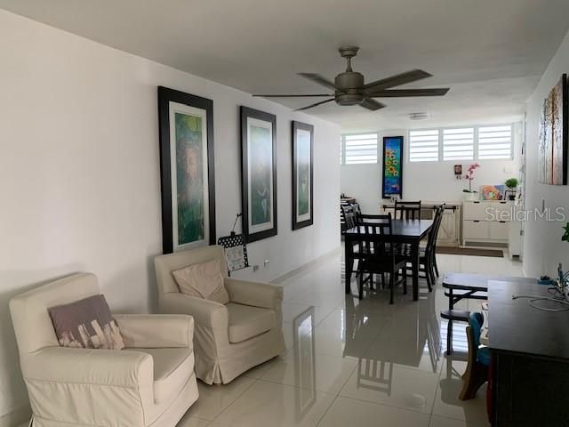 Vendido Recientemente: $355,000 (3 camas, 2 baños, 0 Pies cuadrados)