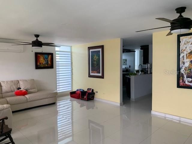 Vendido Recientemente: $355,000 (3 camas, 2 baños, 0 Pies cuadrados)