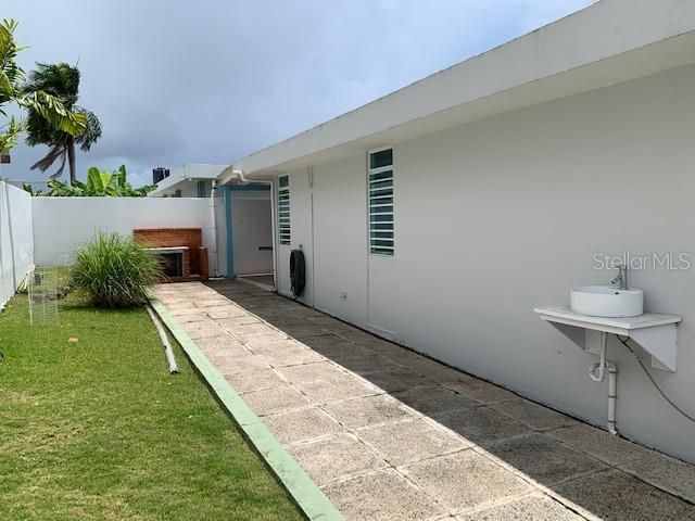 Vendido Recientemente: $355,000 (3 camas, 2 baños, 0 Pies cuadrados)