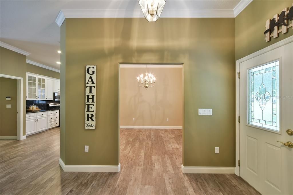 Recently Sold: $725,000 (3 beds, 2 baths, 2467 Square Feet)