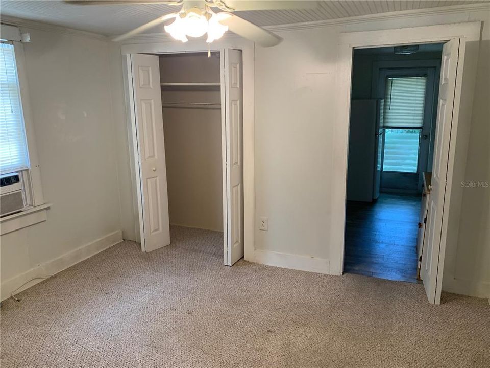 Recently Rented: $1,000 (1 beds, 1 baths, 550 Square Feet)