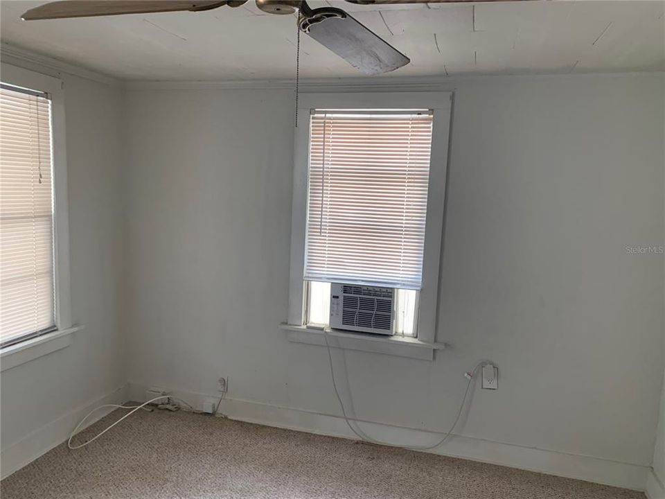 Recently Rented: $1,000 (1 beds, 1 baths, 550 Square Feet)