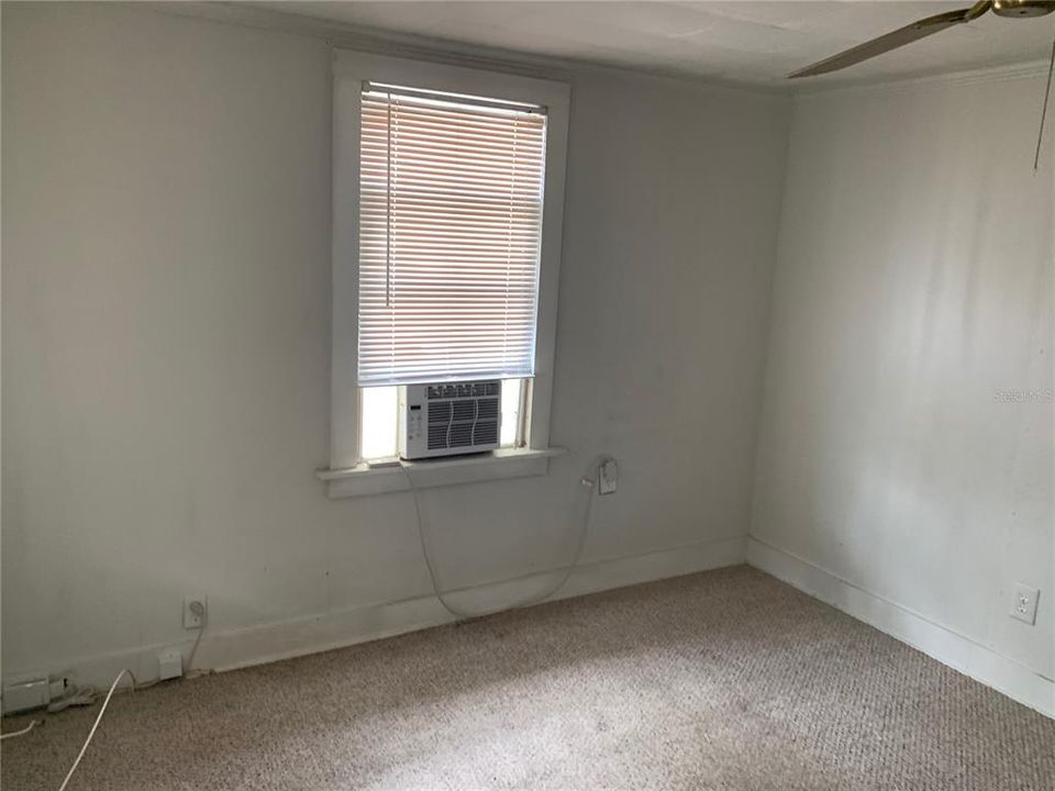 Recently Rented: $1,000 (1 beds, 1 baths, 550 Square Feet)