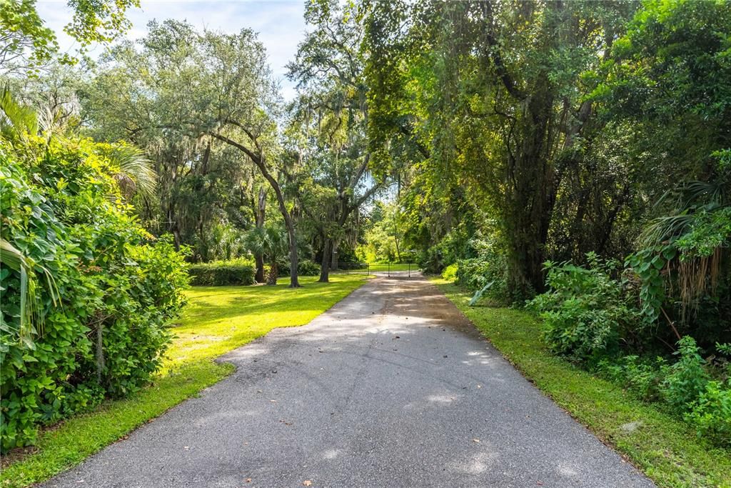 Recently Sold: $529,000 (3 beds, 2 baths, 1825 Square Feet)