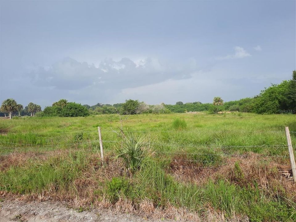 Vendido Recientemente: $95,000 (4.90 acres)