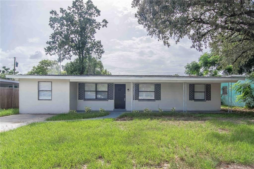 Vendido Recientemente: $199,000 (3 camas, 2 baños, 1141 Pies cuadrados)
