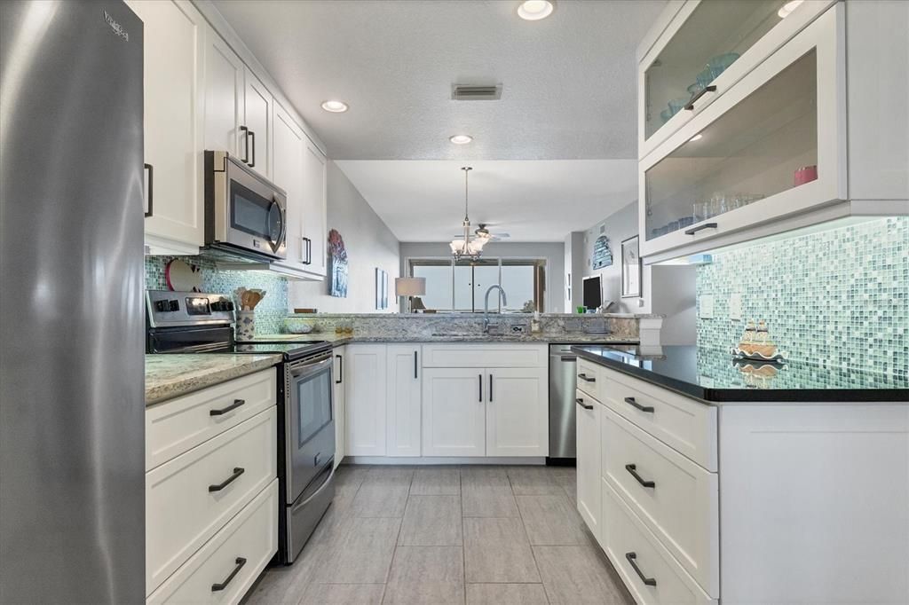 Recently Sold: $625,000 (2 beds, 2 baths, 1456 Square Feet)