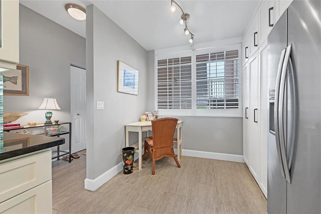 Recently Sold: $625,000 (2 beds, 2 baths, 1456 Square Feet)