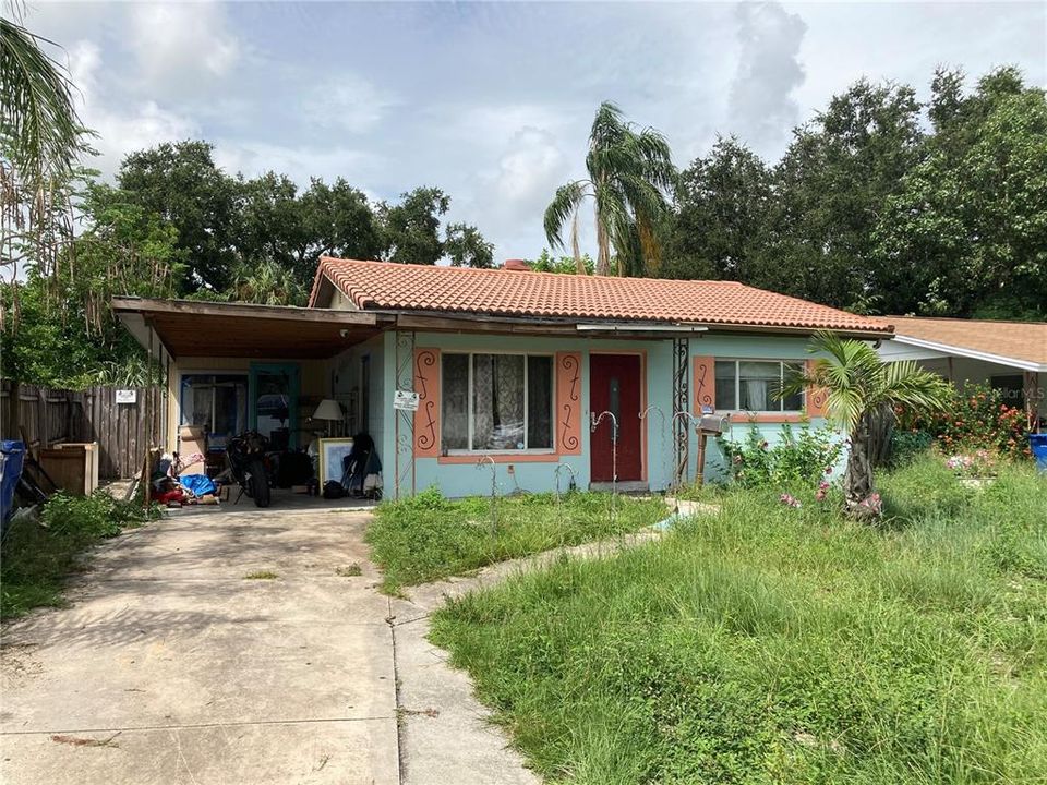 Recently Sold: $250,000 (2 beds, 1 baths, 784 Square Feet)